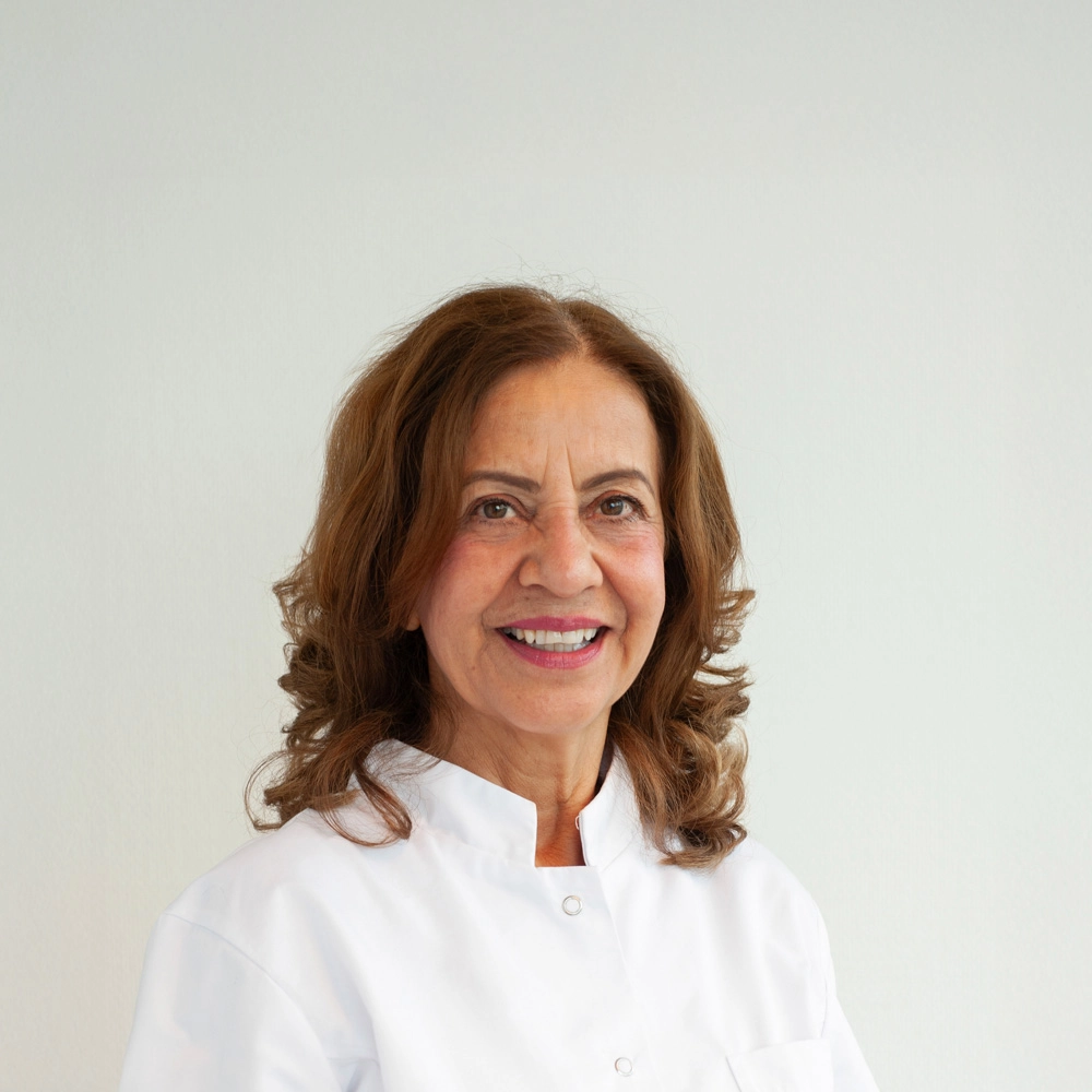 Najiba Poeya Dental assistant.